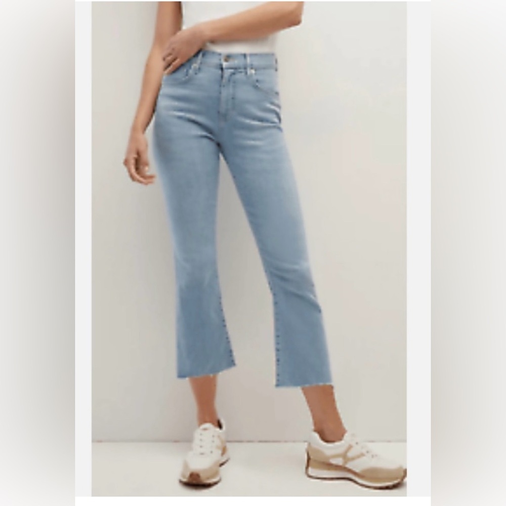 Veronica Beard Carly high rise kick flare light wash cropped‎ denim jeans/31